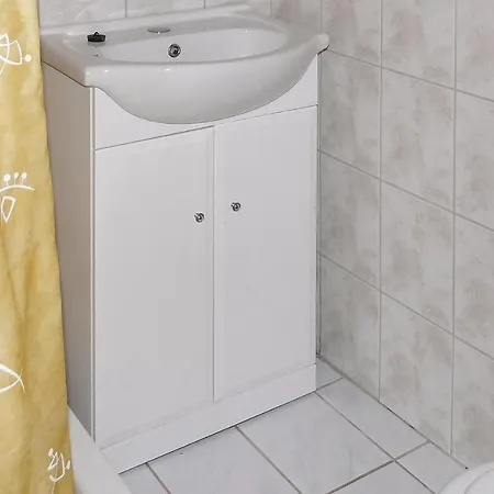Casa vacanze Beautiful In W/ 2 Bedrooms